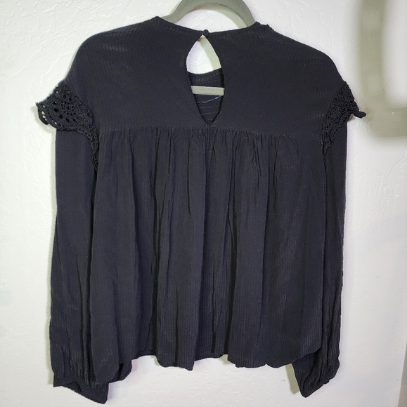 Zara Black Ruffle Eyelet Long Sleeve Blouse Size Small - Picture 7 of 10